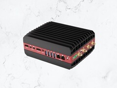 SolidRun Bedrock RAI300 mini PC, 128 GB'a kadar belleğe sahip 12 çekirdekli AMD Ryzen AI 9 HX 370 APU'ya sahiptir. (Resim kaynağı: Bedrock)