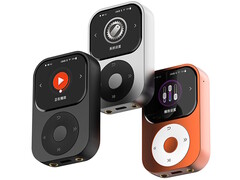 Küçük boyutlu Shanling Q2 taşınabilir yüksek çözünürlüklü müzik çalar, Smoky Grey, Moonlight Silver ve Twilight Orange renk seçenekleriyle sunulmaktadır.