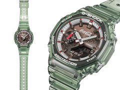 Resimde görülen Casio G-Shock x Coca-Cola GA2100CC-3A işbirliği saati.