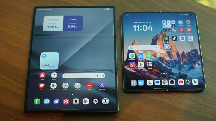 Oppo Find N6 vs Samsung Galaxy Z TriFold ekran kırışıklığı.