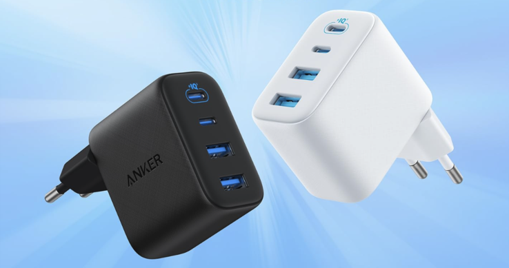 Anker Zolo Şarj Cihazı (50W, 4 Port) siyah ve beyaz renk seçenekleriyle sunuluyor. (Resim kaynağı: Anker)
