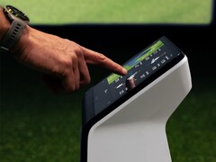 Garmin'in Approach R50'si (resimde) 4.80 yazılım sürümünü alıyor. (Resim kaynağı: Garmin)