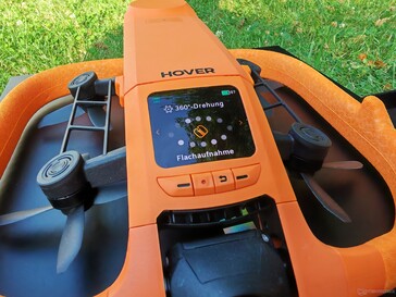 Drone, bir ekranla birlikte gelir