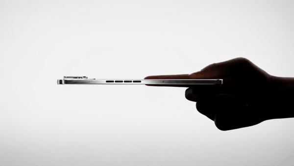 iQOO, Pad Ultra'nın ince profilini ve metal tasarımını öne çıkarıyor