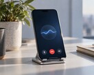 "Call for me" özelliği sayesinde Gemini, Pixel 11'de telefon görüşmelerini bağımsız olarak yönetebilir. Kullanıcılar görüşmeyi canlı olarak takip edebilir ve istedikleri zaman devralabilirler.