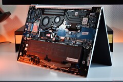 HP EliteBook 8 G2a 16'nın içi