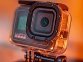 Bir GoPro kameranın yakın çekimi.