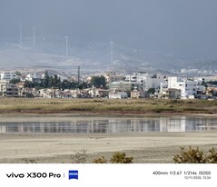 400 mm telekonvertörlü Vivo X300 Pro