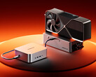 Maco-L 7735U, OCuLink ve USB4 bağlantı noktalarına sahiptir. Resimde: mini PC ile bir eGPU kurulumu gösterilmektedir.