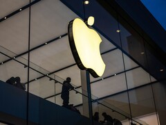 Apple 2027'deki 20. yıl dönümü iPhone'u için A21 SoC üretmek üzere Intel ve Samsung'u seçebilir.
