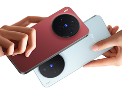 Vivo X300.