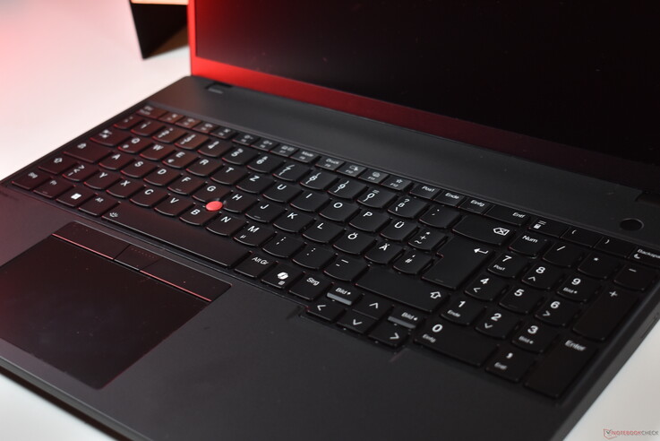 Lenovo ThinkPad P16s Gen 4 AMD: Klavye