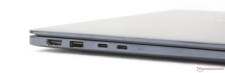 Sol: HDMI 2.1, USB-A 3.2 Gen. 1, 2 adet USB-C Thunderbolt 4 (DisplayPort 2.1 + Güç Dağıtımı özellikli)