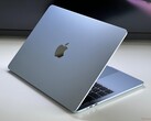 Pasif olarak soğutulan M4 SoC rakiplerini eski gösteriyor - Apple MacBook Air 13 M4 giriş incelemesi