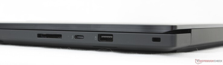 Sağ tarafta: SD 7.0 kart okuyucu, USB-C Thunderbolt 4 w/ DisplayPort 2.1 + Power Delivery 3.1, USB-A (10 Gbps), Güvenlik kilidi