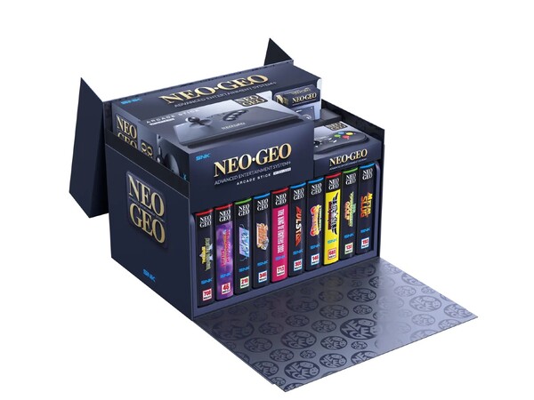 NeoGeo AES+ Ultimate Edition 10 oyun kartuşu içerir.