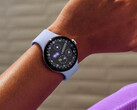 İleride, Google Pixel Watch'un bağlı bir akıllı telefon kullanılarak kilidinin açılabileceği bildiriliyor.