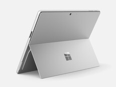 Platin rengi Surface Pro 12.