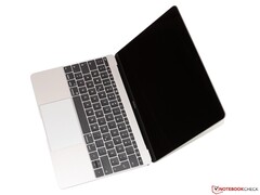 12 inç MacBook, bugüne kadarki en hafif MacBook olmayı sürdürüyor.