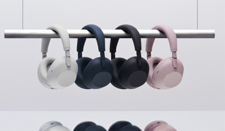 Dört renk seçeneğiyle Sony WH-1000XM6.