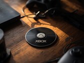 Masaüstünde gösterilen bir Xbox diski