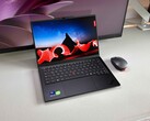Neredeyse 24 saatlik pil ömrüne sahip amiral gemisi iş dizüstü bilgisayarı - Lenovo ThinkPad X1 Carbon 14. Nesil İncelemesi