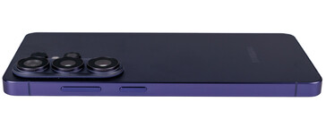 Sağ tarafta: Ses seviyesi, fonksiyon düğmesi