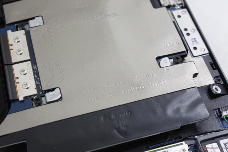 kalkanında (muhtemelen) bir yazım hatası bulunan çıkarılabilir DGFF kartı