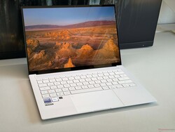 %88,0 inceleme puanı: Asus ZenBook S14 UX5406AA
