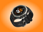 Amazfit T-Rex Dual Solar, siyah saat kayışıyla birlikte tek bir titanyum kaplama seçeneğiyle sunulmaktadır.