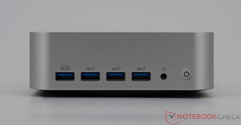 Geekom A7 Max - Ön paneldeki bağlantılar