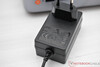 30 watt güç kaynağı ünitesi (12 V; 2,5 A)
