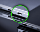 Surface Laptop Ultra yeni, büyük boy bir USB-C bağlantı noktasına sahiptir.