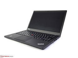 Slim remake of a classic laptop: Thanks to its convincing performance the ThinkPad T440s is 1st.