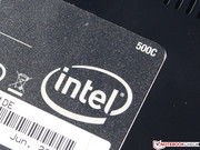 Intel Atom N570- işlemcisi var ve 16gb SSD'ye de sahip.