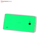 Öte yandan Lumia 930 sağlam bir cihaz