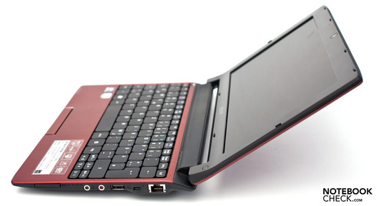 Acer'dan çok yüksek performans artışı vaadetmeyen ancak hoş özelliklere sahip şık bir 10 inçlik netbook