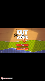 Cut the Rope da içerikten daha çok siyah alan görülüyor.