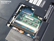 RAM standartları aşmıyor (1x4096 MB, 1 yuva boş).