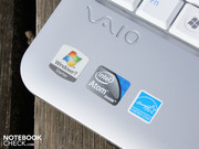 Vaio Intel'in Pine Trail platformuna ve Atom N450 işlemcisine sahip.
