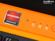 Ve bu işlemciye giriş seviye AMD Radeon HD 6470 ekran kartı eşlik ediyor(devre dışı bırakılamıyor).