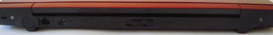 arka: Kensington kilidi, TV kartı, LAN, güç girişi