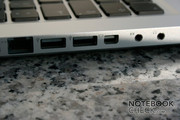 ... vw Mini DVI portu Mini DisplayPort'u ile değiştirilmiş.