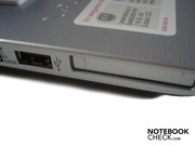 USB 2.0 ve ExpressCard yuvaları sol tarafta bulunuyor