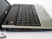 Dell Inspiron Mini 9 alışılageldik klavye düzenini sunmakta.