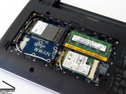 1 GB bellek ve 16GB SSD ile basit işlemler sorunsuz yürütülebilir.