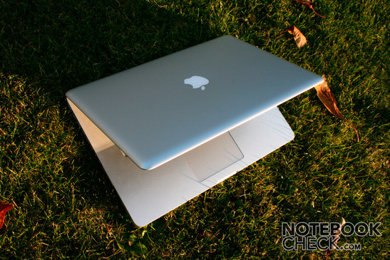 Apple MacBook Pro - küçük, hafif, güzel, güçlü