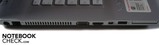 Sol taraf: DC-in, RJ-45 Gigabit LAN, VGA, HDMI, Firewire, USB 2.0, ExpressCard 34mm
