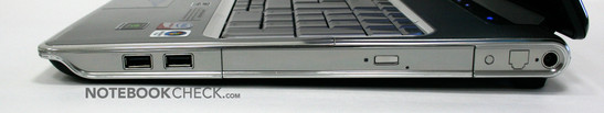 Sağ taraf: Blu-Ray BD-ROM sürücü, 2x USB, Kensington Lock, Güç bağlantısı (bulunmayan: modem)