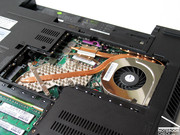 P8400 işlemcisi ve GeForce 9300M GS grafik kartı ile SL500 hafif multimedia uygulamalar için ideal.